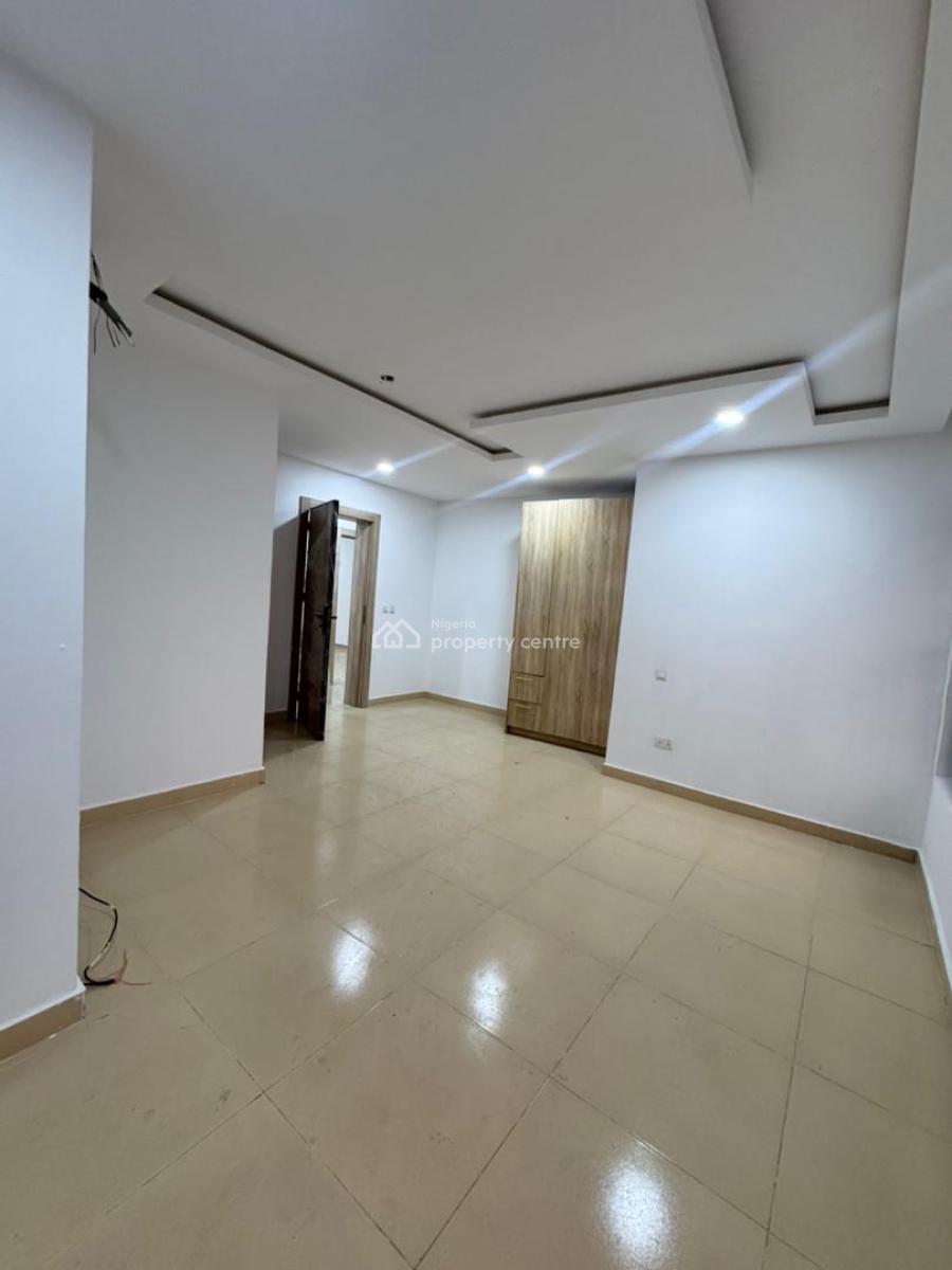 3 Bedroom Flat, Before Chevron Drive, 2nd Toll Gate, Ologolo, Lekki, Lagos, Flat / Apartment for Rent