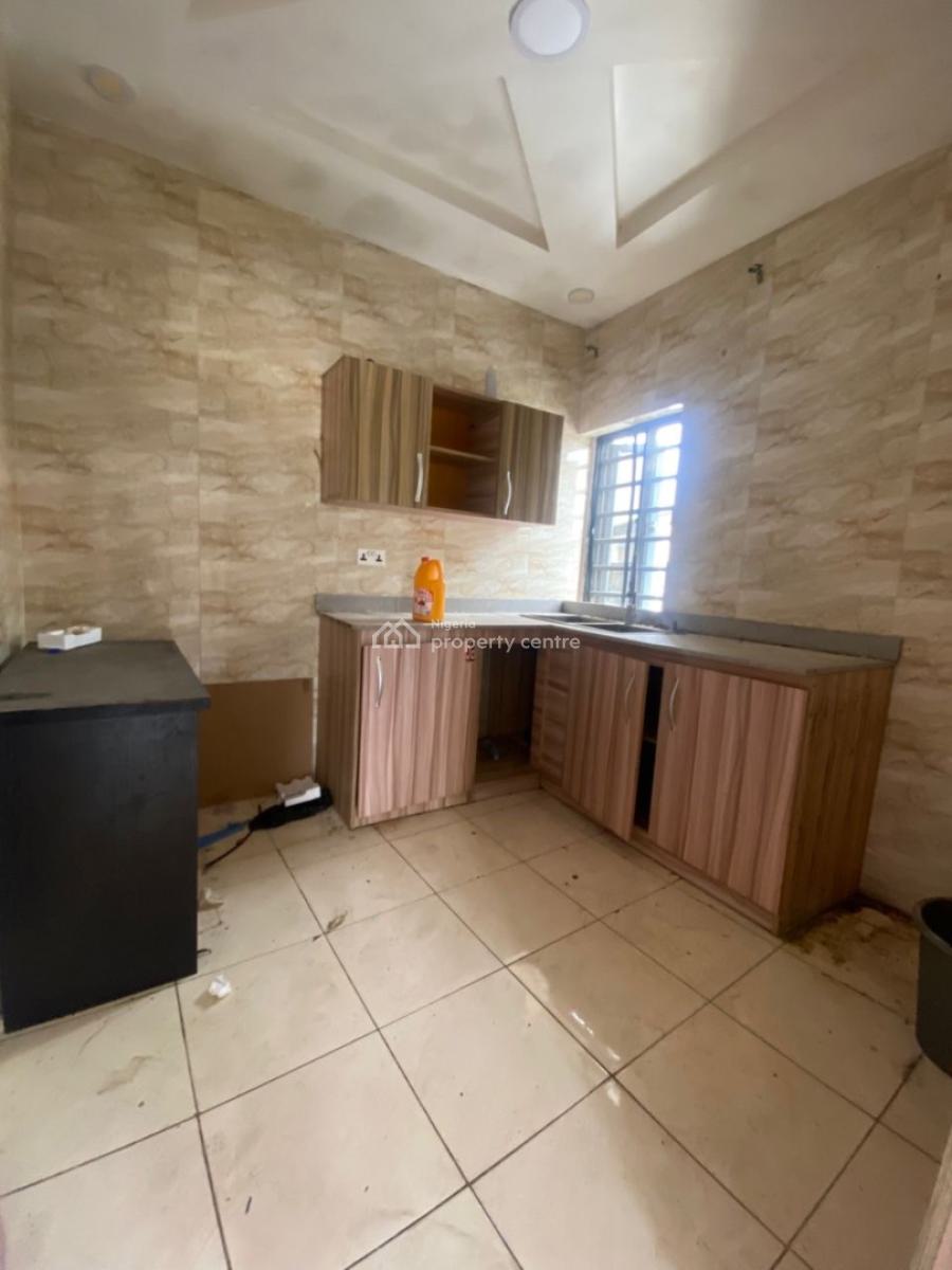 Well Maintained Mini Flat Available, Sangotedo, Ajah, Lagos, Mini Flat (room and Parlour) for Rent