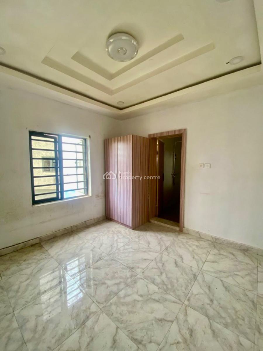 Spacious Upstairs with 2 Toilets, Via Thera Annex, Sangotedo, Ajah, Lagos, Mini Flat (room and Parlour) for Rent