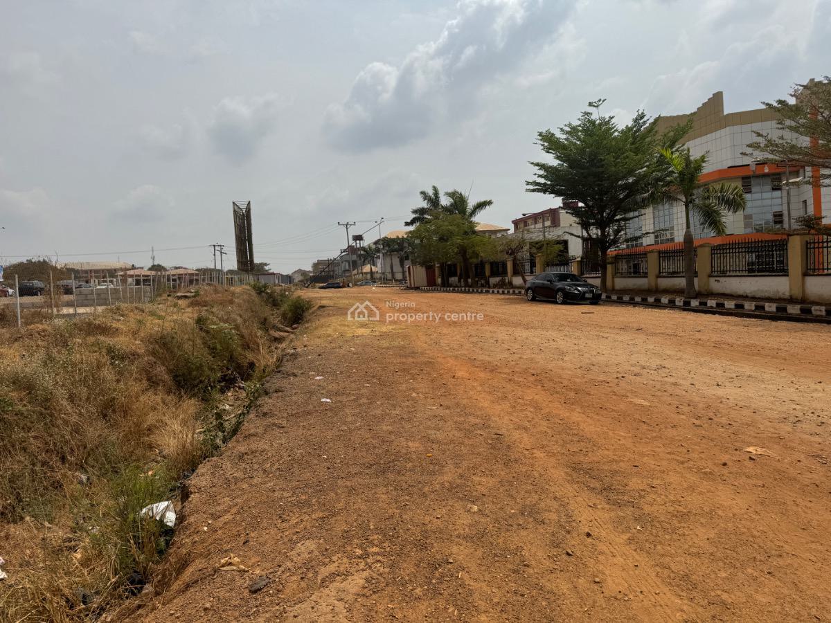 Luxury 3 Bedroom Apartments with Exclusive Features, The Signature Residence Estate, Wuye, Abuja, Flat / Apartment for Sale