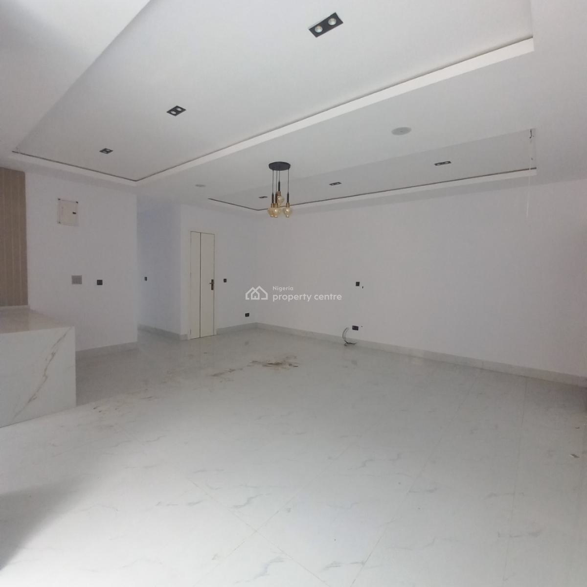Newly Built 2 Bedroom Apartment with Pool, Lekki Phase 1, Lekki, Lagos, Flat / Apartment for Sale