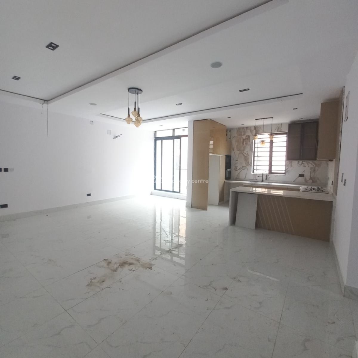 Newly Built 2 Bedroom Apartment with Pool, Lekki Phase 1, Lekki, Lagos, Flat / Apartment for Sale