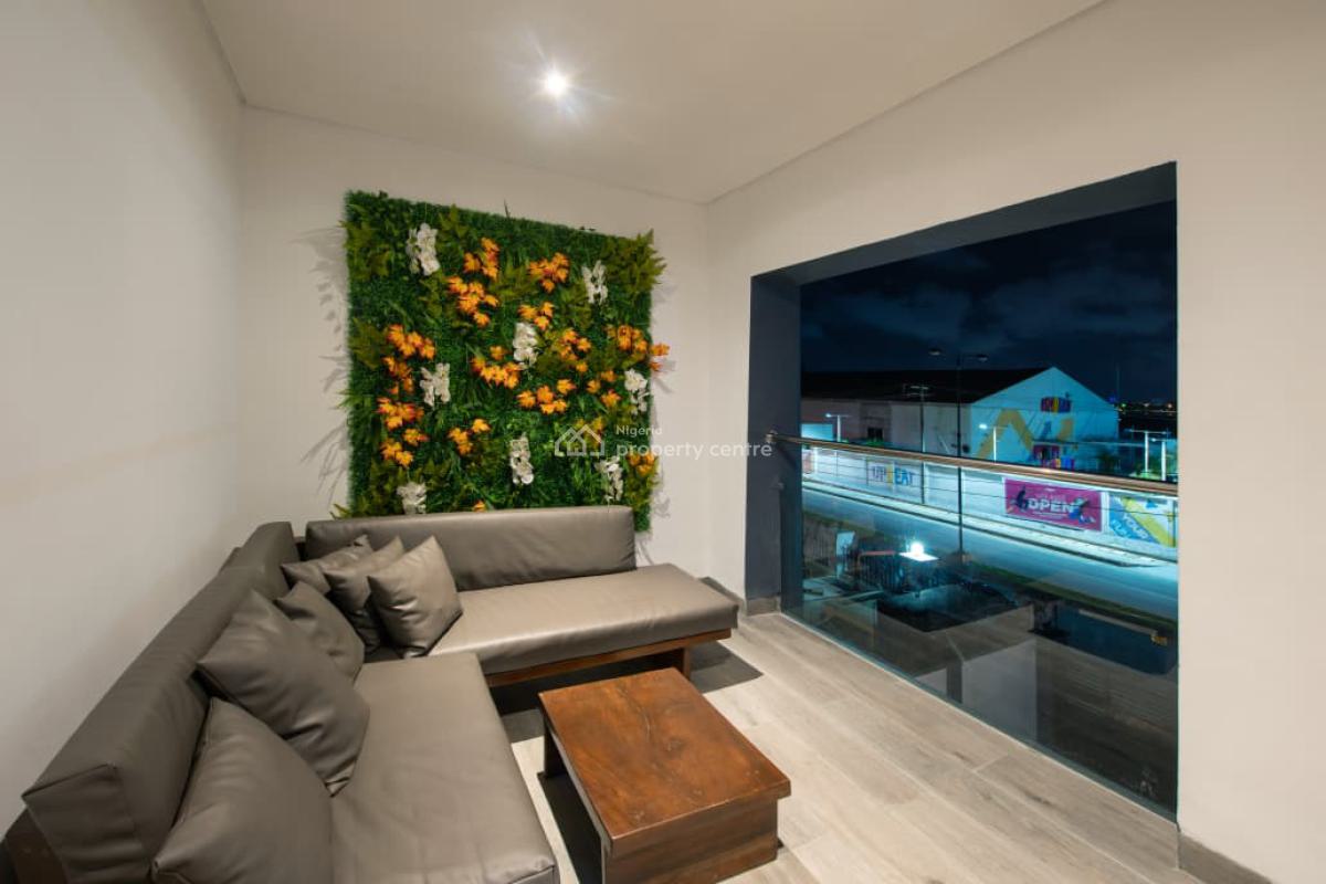 Luxury Fully Furnished 3 Bedroom Apartment, Admiralty Road, Lekki Phase 1, Lekki, Lagos, Flat / Apartment for Rent