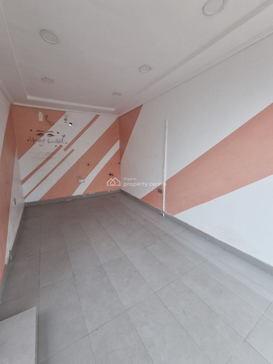 12 Sqm Single Shop Outside, Lekki Phase 1, Lekki, Lagos, Shop for Rent
