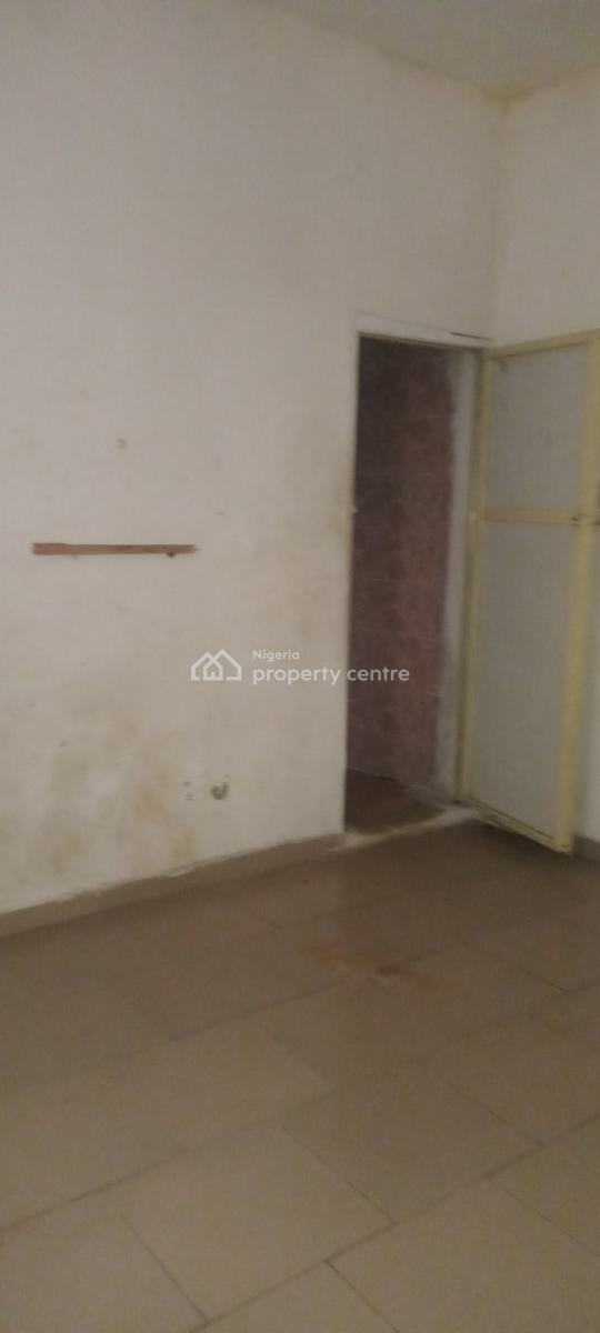 2 Bedroom Apartment, Off Mobil Road, Ilaje, Ajah, Lagos, Flat / Apartment for Rent