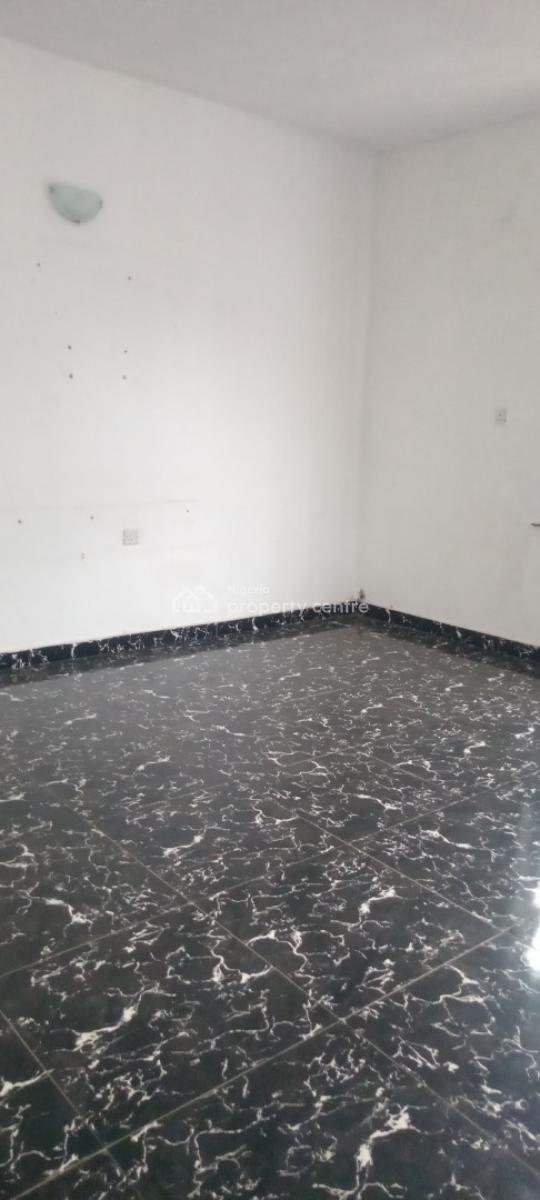 2 Bedroom Apartment, Off Mobil Road, Ilaje, Ajah, Lagos, Flat / Apartment for Rent