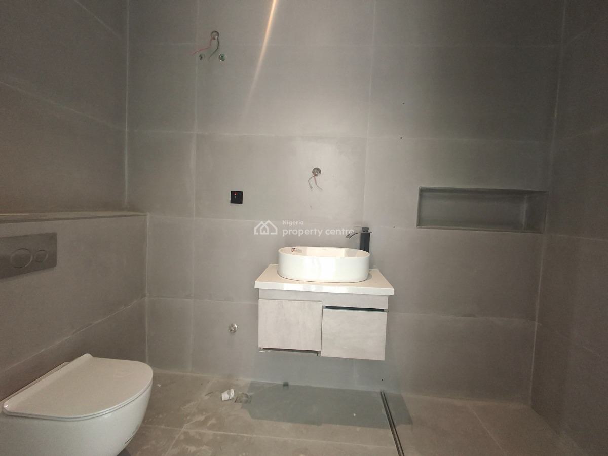 Brand New 2 Bedroom Flat, Lekki Phase 1, Lekki, Lagos, Flat / Apartment for Sale