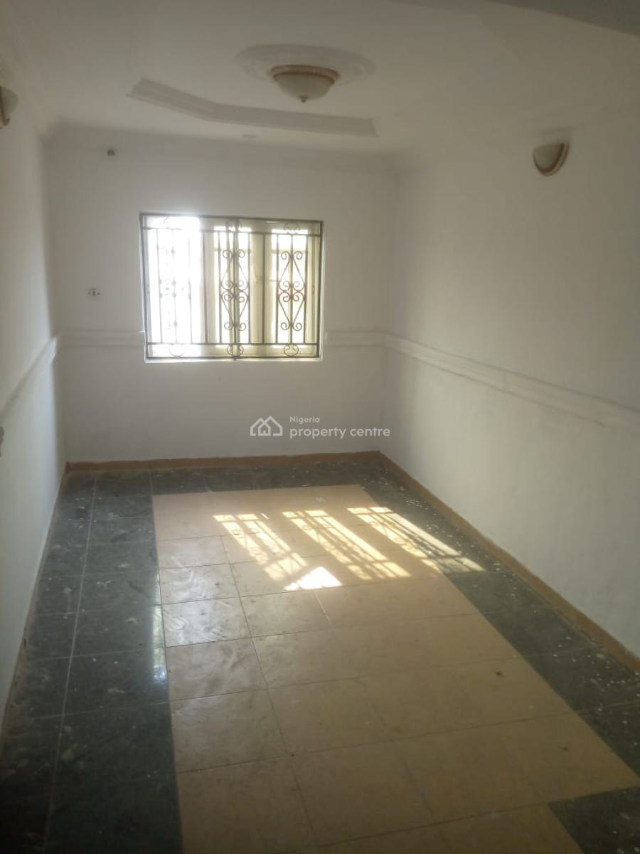 3 Bedroom Flats in a Good Compound, Peace Estate, Badore, Ajah, Lagos, Flat / Apartment for Rent