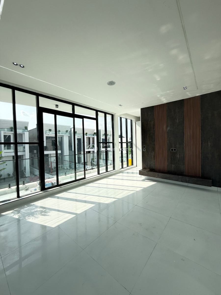 Experience Comfort and Elegance in This Ultra-modern  5- Bedroom Detac, Chevron, Lekki, Lagos, Detached Duplex for Sale