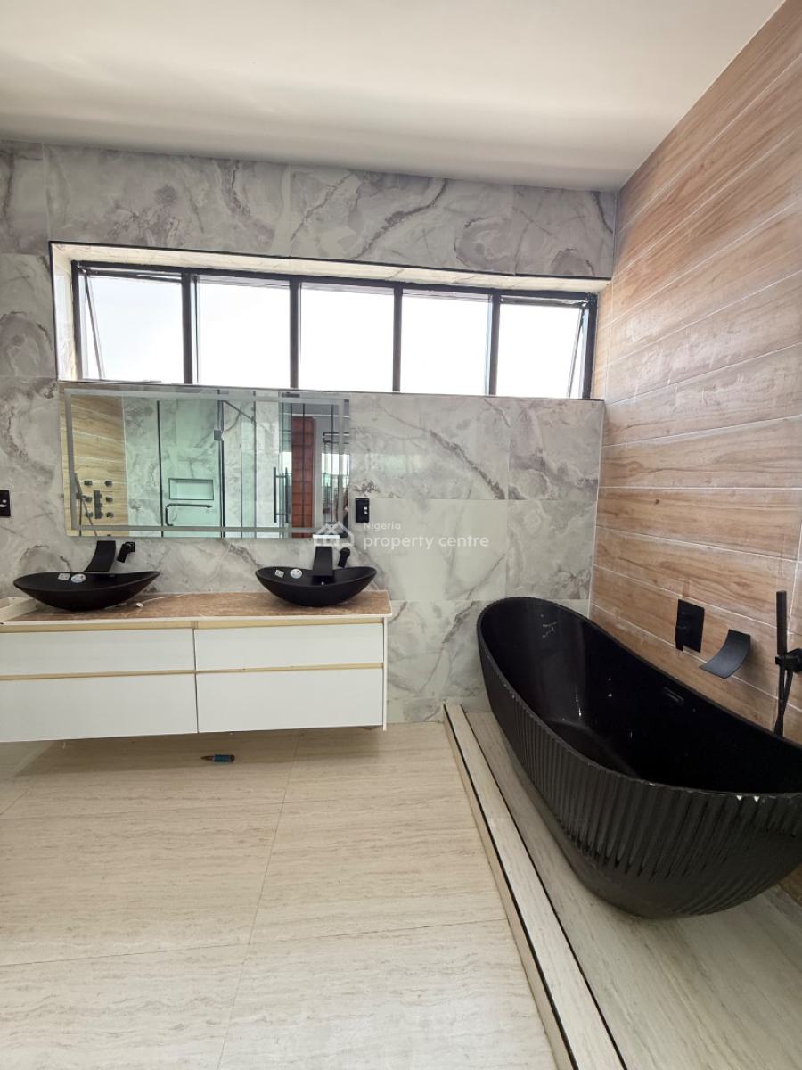 Experience Comfort and Elegance in This Ultra-modern  5- Bedroom Detac, Chevron, Lekki, Lagos, Detached Duplex for Sale