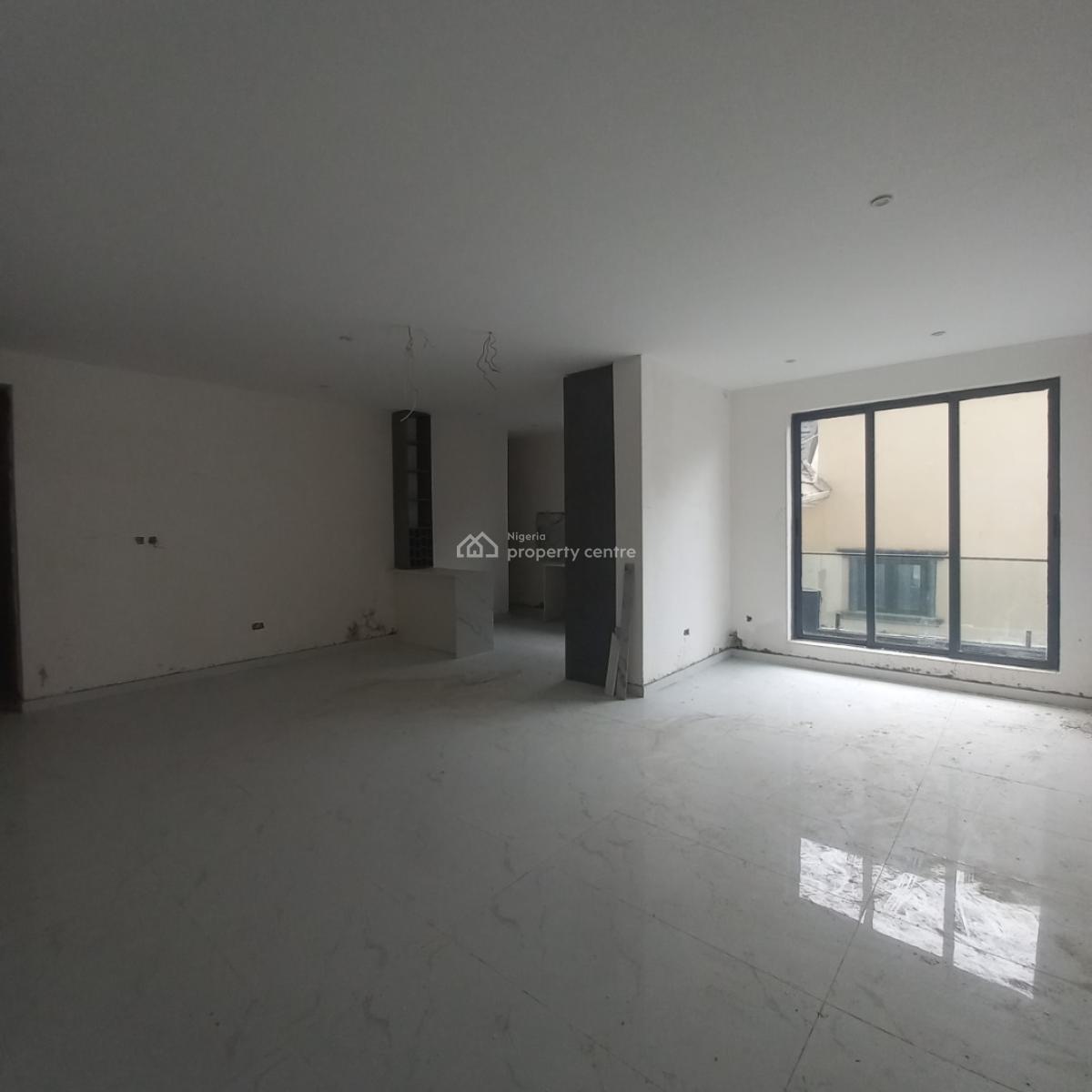 Luxury 2  Bedroom Apartment with Bq, Lekki Phase 1, Lekki, Lagos, Flat / Apartment for Sale