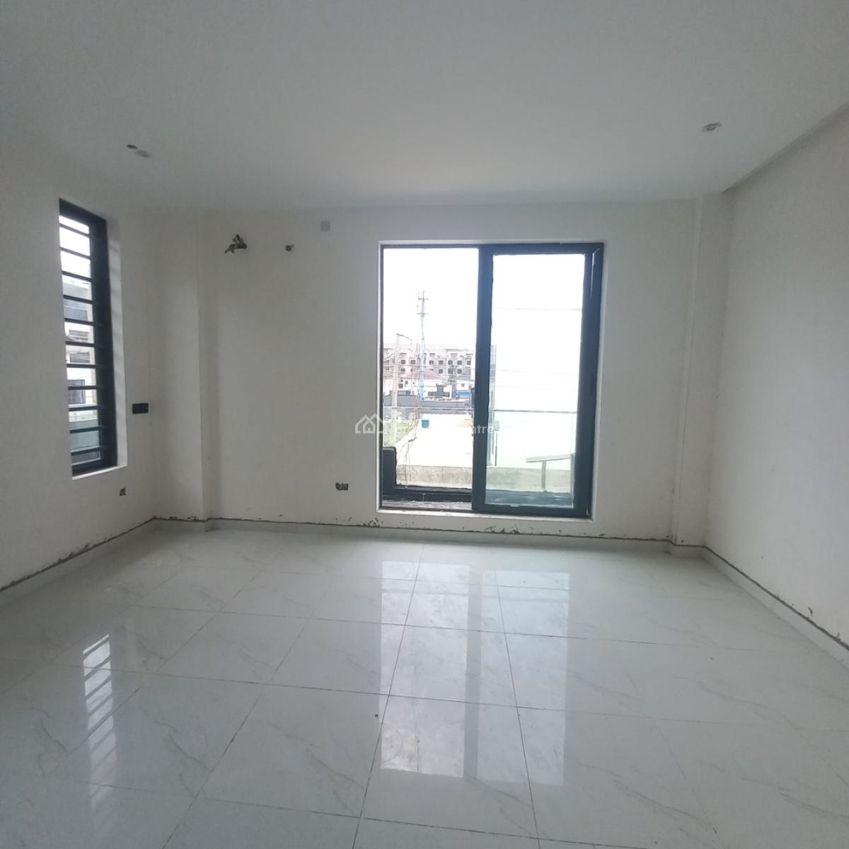 Luxury 2  Bedroom Apartment with Bq, Lekki Phase 1, Lekki, Lagos, Flat / Apartment for Sale