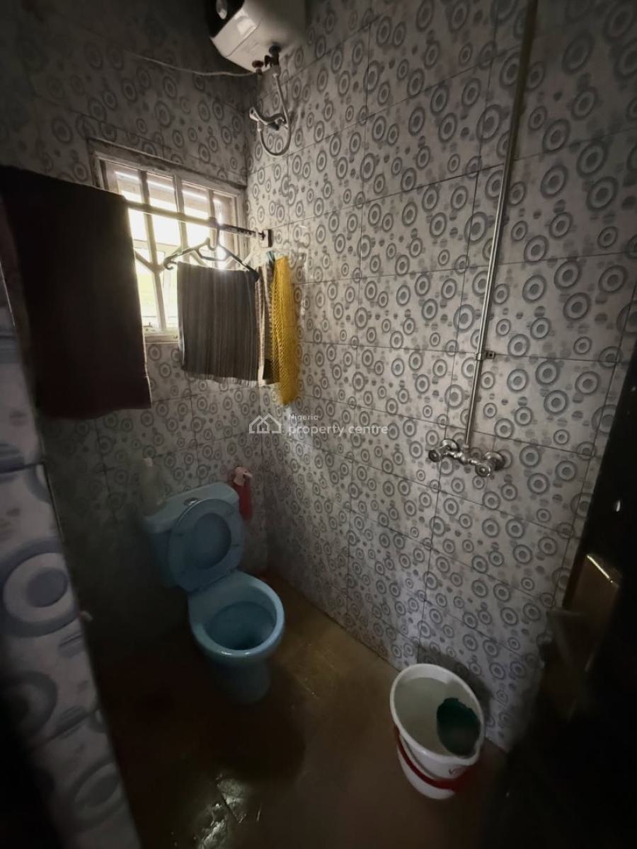 3 Bedroom Bungalow with 1 Bedroom Flat, Alakahia, Port Harcourt, Rivers, Detached Bungalow for Sale