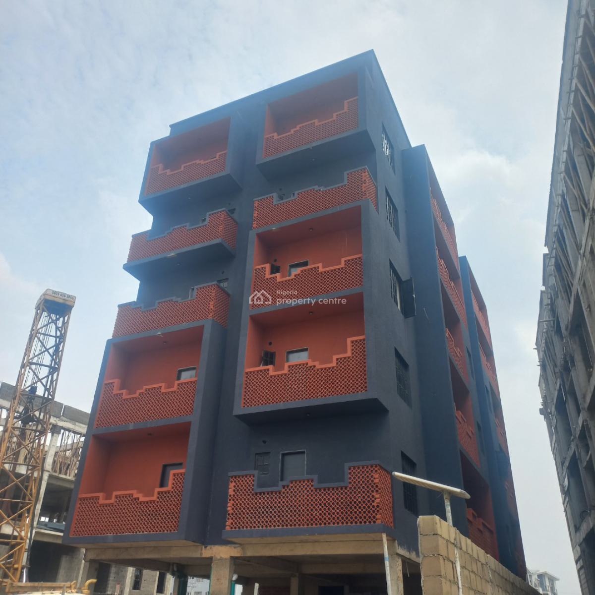 Exquisitely 3 Bedroom Apartment with Bq, Lekki Phase 1, Lekki, Lagos, Flat / Apartment for Sale