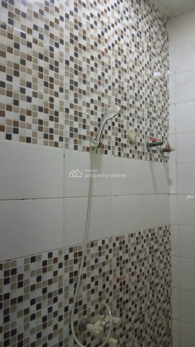 a Spacious Self Service  2 Bedroom Flat, Omole Phase 1, Ikeja, Lagos, Flat / Apartment for Rent