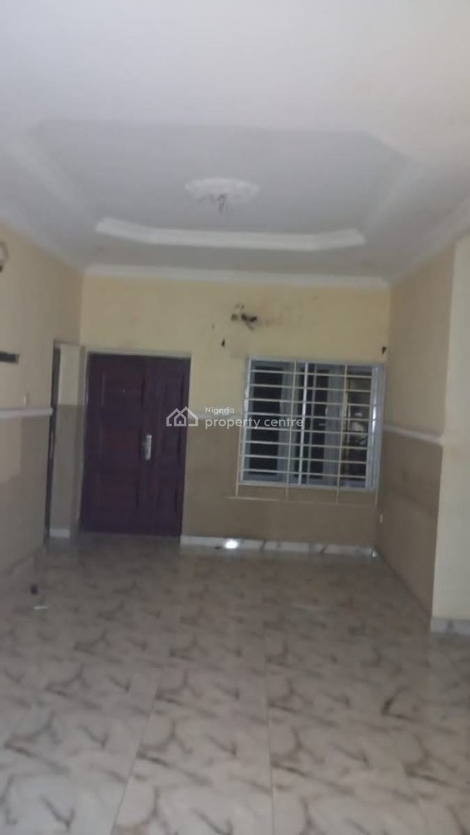a Spacious Self Service  2 Bedroom Flat, Omole Phase 1, Ikeja, Lagos, Flat / Apartment for Rent