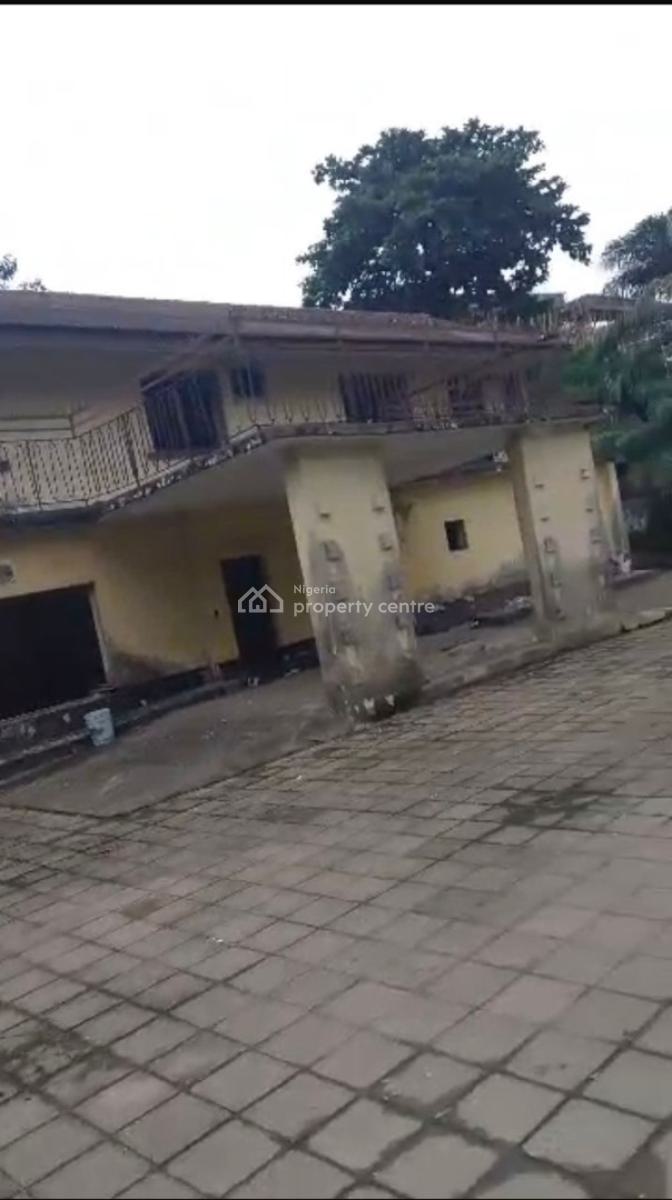 Old Structure Property, Queens Drive, Old Ikoyi, Ikoyi, Lagos, Detached Duplex for Rent