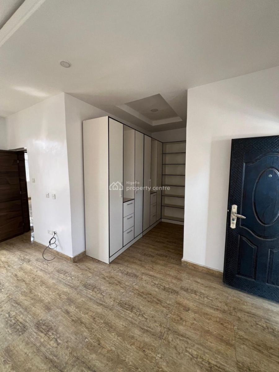 Spacious Room Shared Apartment, Southdrift Estate, Mobile Road, Ikota, Lekki, Lagos, Self Contain (single Rooms) for Rent