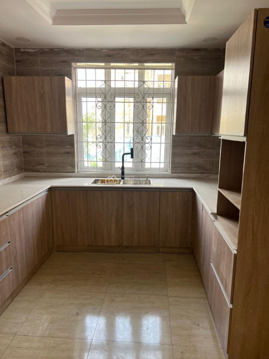 Spacious Room Shared Apartment, Southdrift Estate, Mobile Road, Ikota, Lekki, Lagos, Self Contain (single Rooms) for Rent