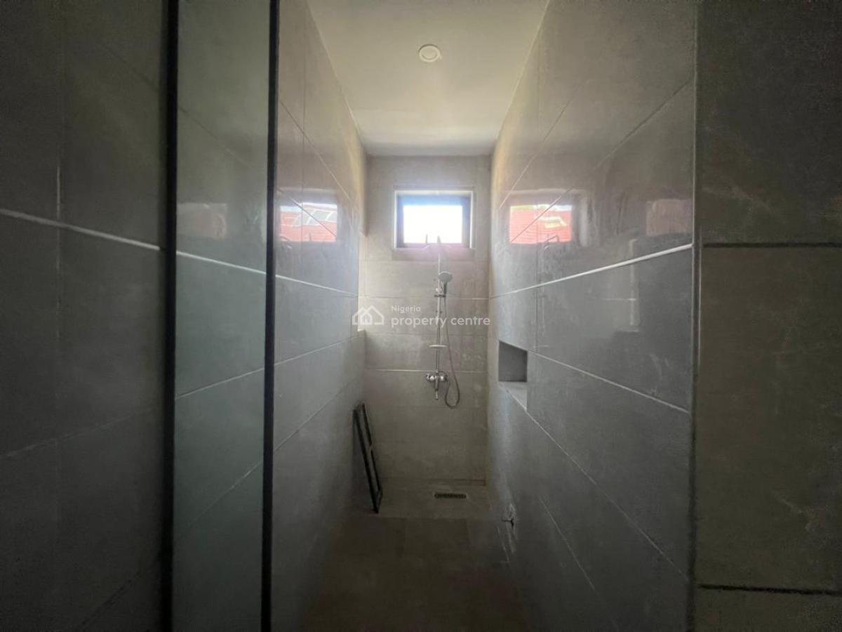 3 Bedrooms Apartment, Lekki Phase 1, Lekki, Lagos, Flat / Apartment for Rent