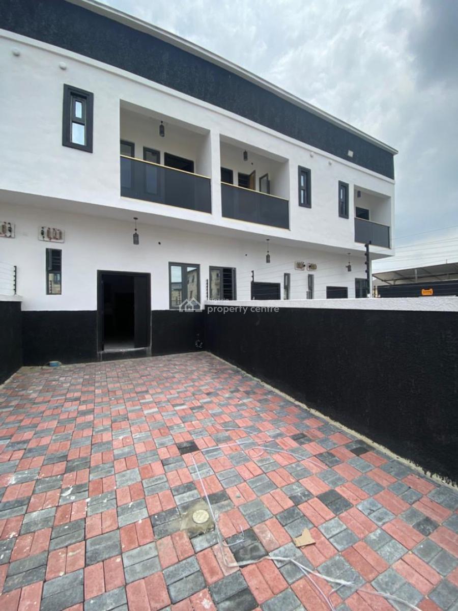 Beautiful Brand New in Well Secured Neighborhoods, Sangotedo, Ajah, Lagos, Terraced Duplex for Rent