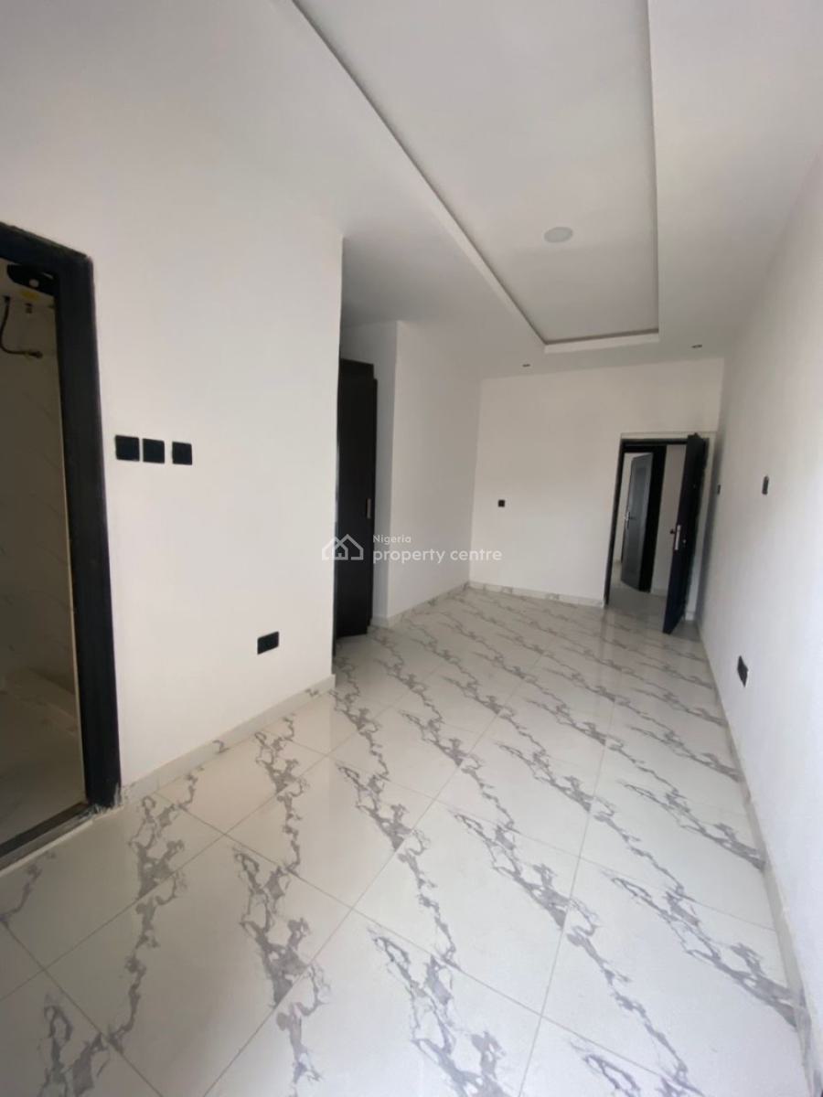 Beautiful Brand New in Well Secured Neighborhoods, Sangotedo, Ajah, Lagos, Terraced Duplex for Rent