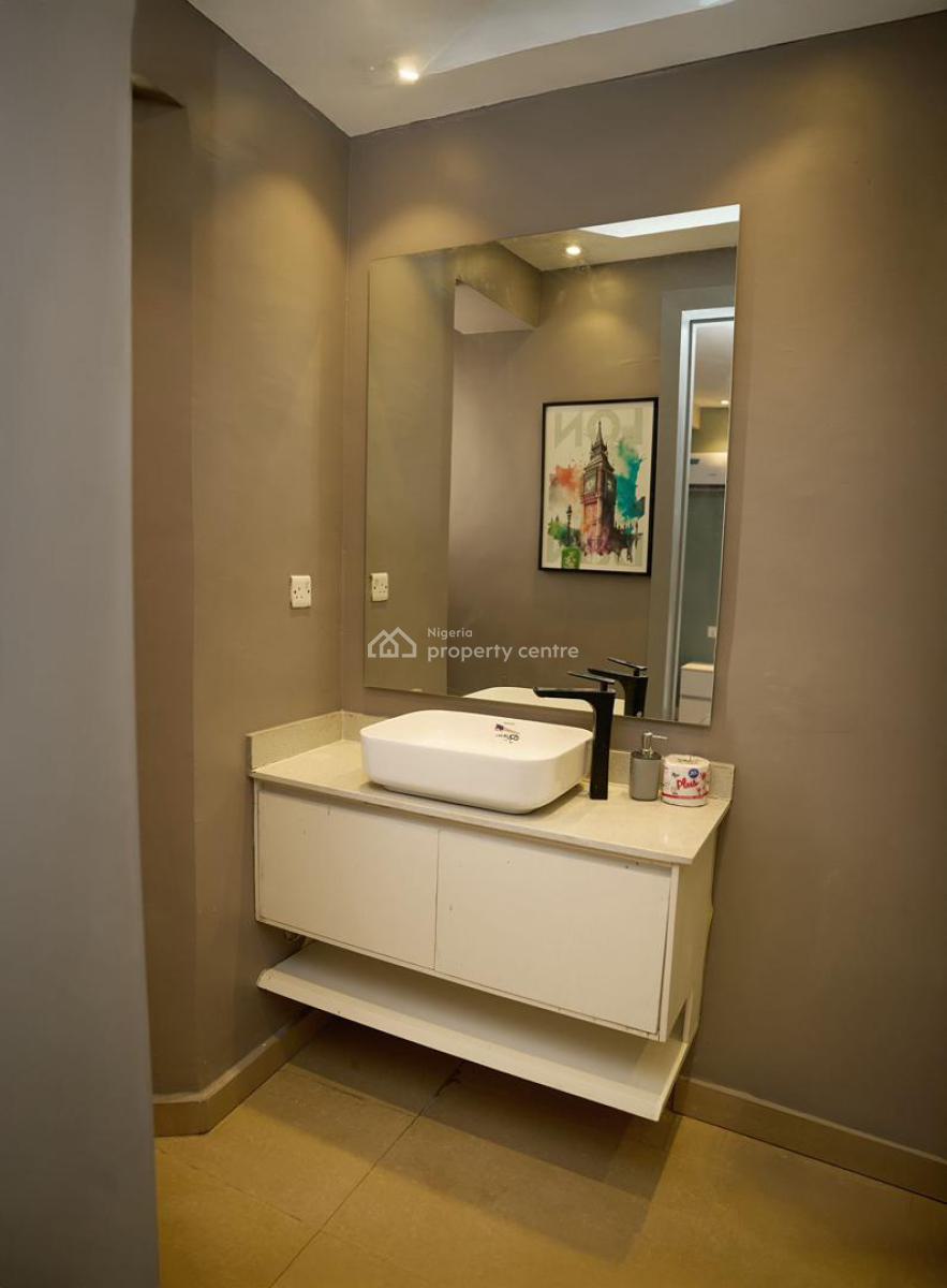 Beautifully Furnished 2-bedroom Apartment with Elevator, Lekki Phase 1, Lekki, Lagos, Flat / Apartment Short Let