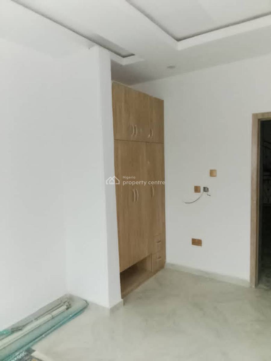 4 Bedroom Semi Detached Duplex, Gateway Estate, Gra Phase 1, Magodo, Lagos, Semi-detached Duplex for Rent