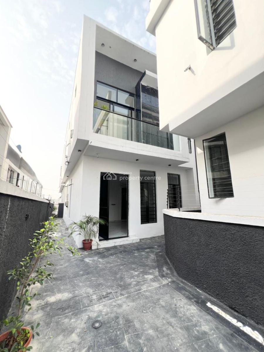 Glamorous 4bedroom Semi Detached Duplex with Bq in a Secured Estate, Ikota, Lekki, Lagos, Semi-detached Duplex for Sale