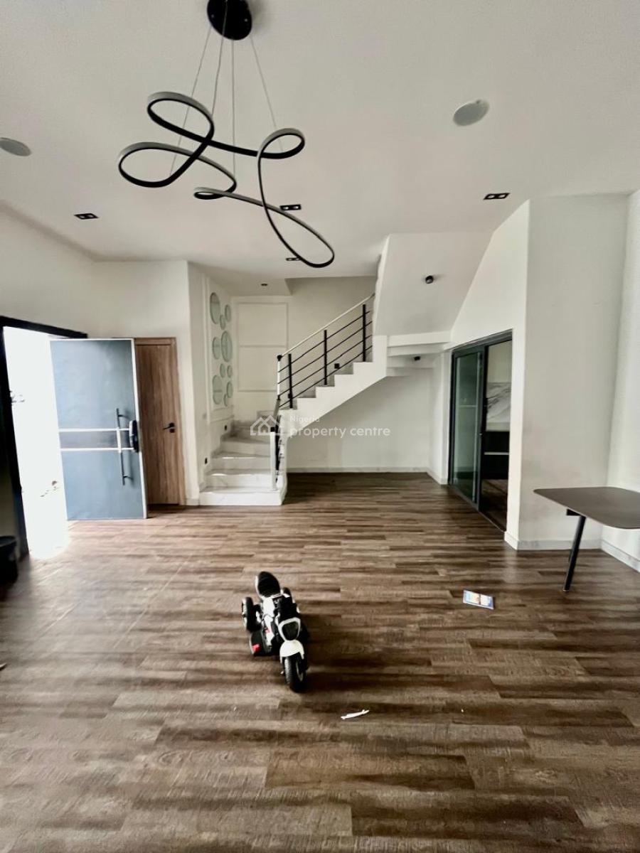 4 Bedrooms Terraced Duplex, Lekki County, Ikota, Lekki, Lagos, Terraced Duplex for Rent