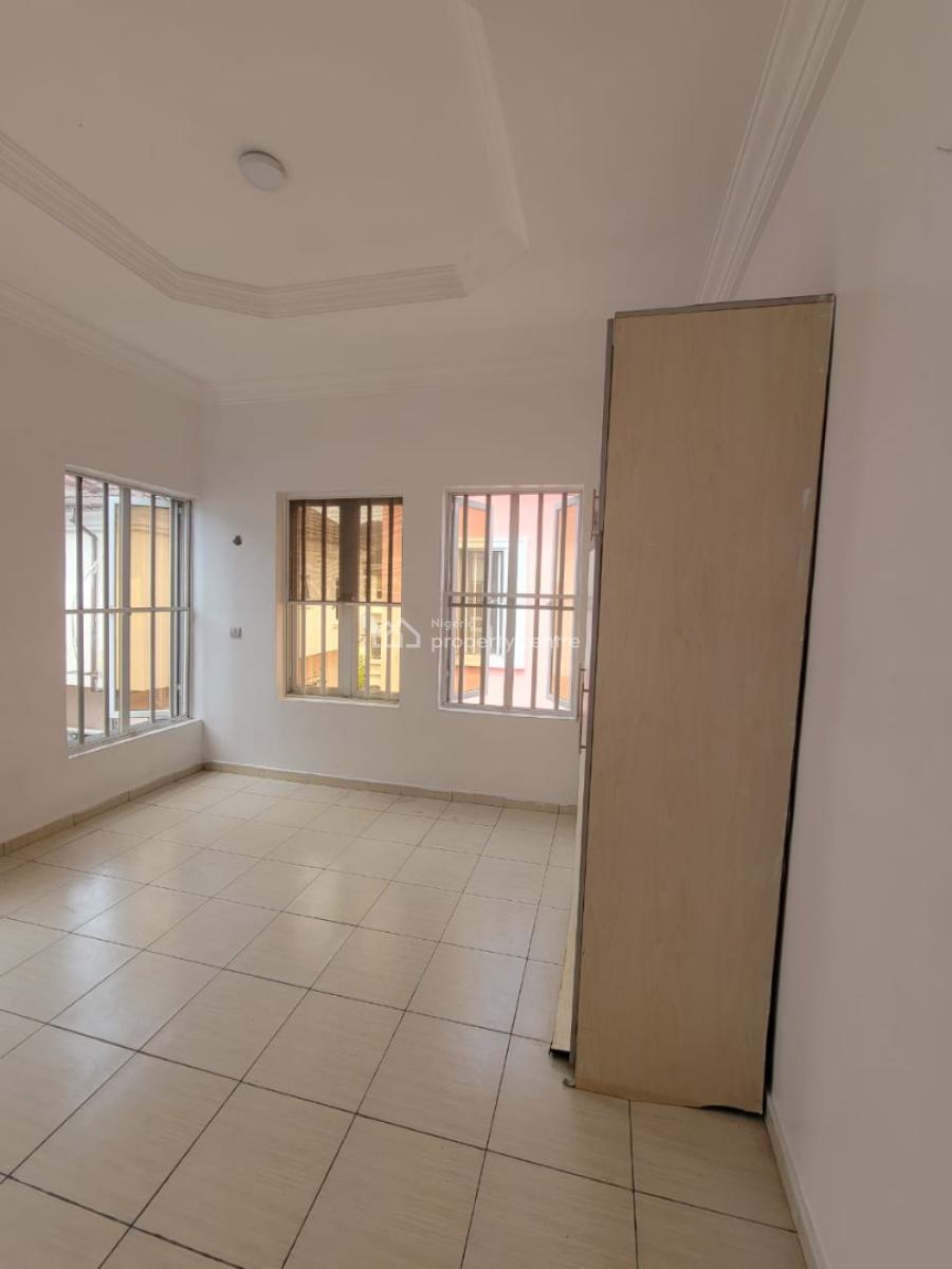 Spacious Semi Master Bedroom with Shared Kitchen, Bera Estate, Chevron, Lekki, Lagos, Flat / Apartment for Rent