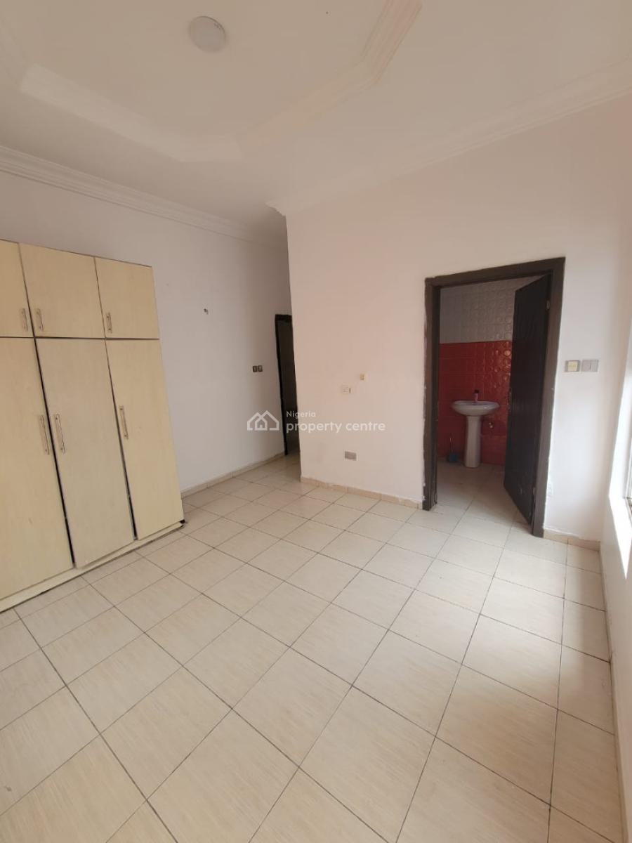 Spacious Semi Master Bedroom with Shared Kitchen, Bera Estate, Chevron, Lekki, Lagos, Flat / Apartment for Rent