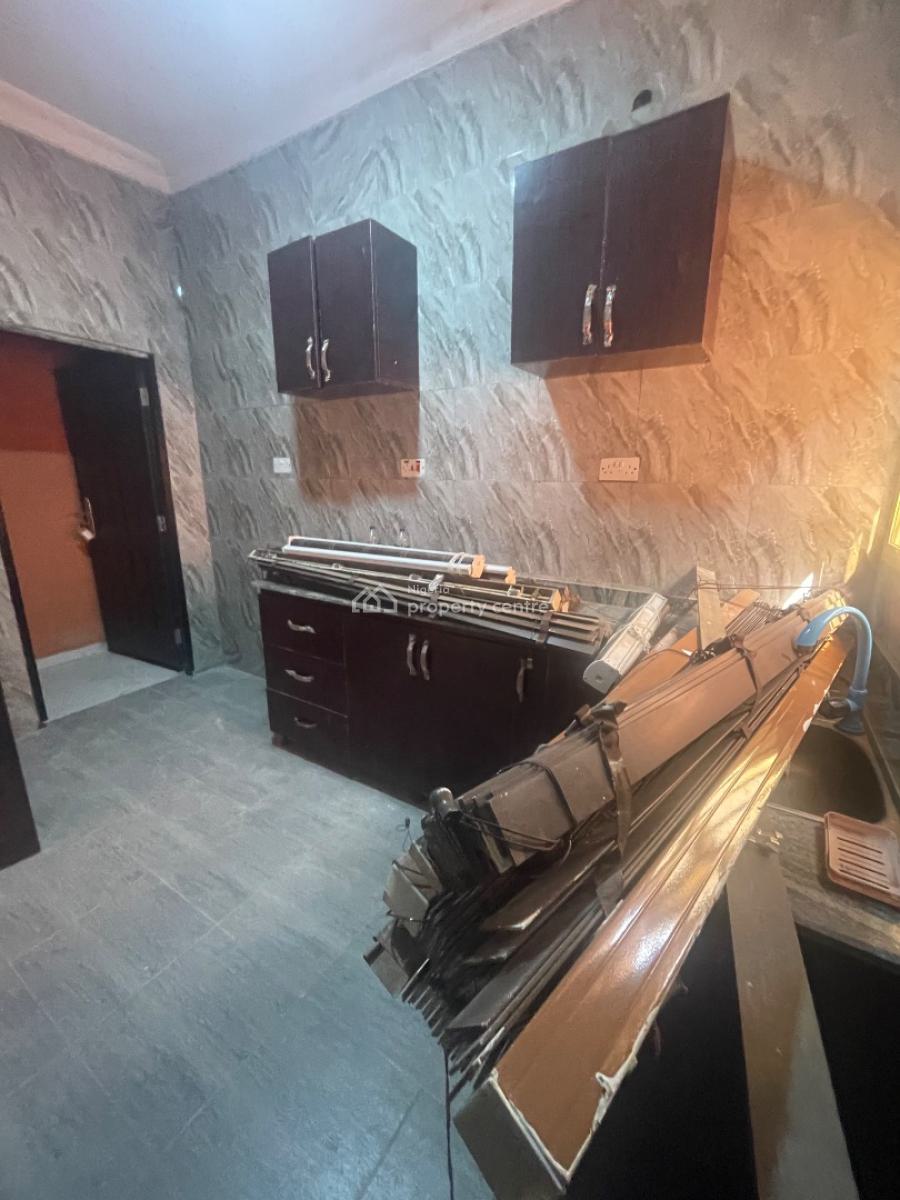 Standard 4 Bedrooms Bungalow, Monastery Road, Shoprite, Sangotedo, Ajah, Lagos, Detached Bungalow for Rent