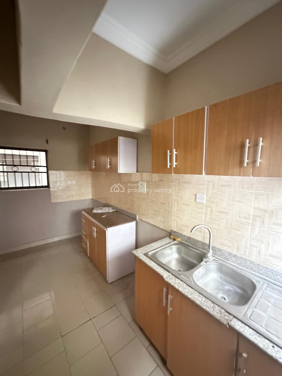 2 Bedroom Apartment, Lekki Phase 1, Lekki, Lagos, Flat / Apartment for Rent