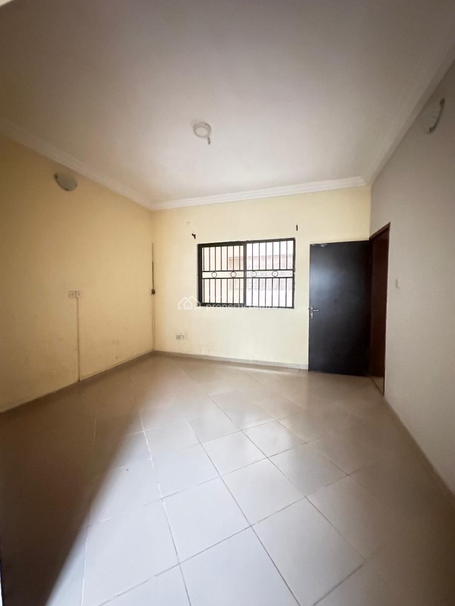 2 Bedroom Apartment, Lekki Phase 1, Lekki, Lagos, Flat / Apartment for Rent