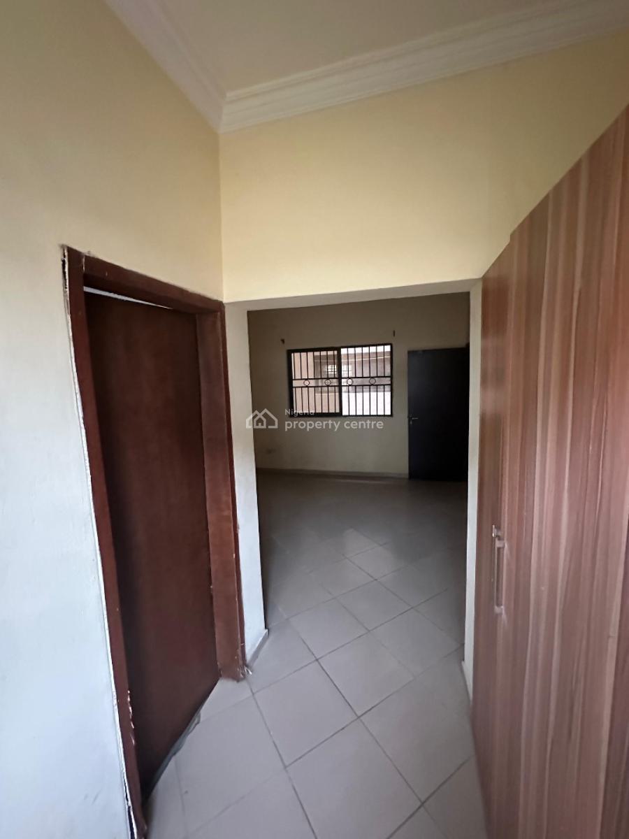 2 Bedroom Apartment, Lekki Phase 1, Lekki, Lagos, Flat / Apartment for Rent