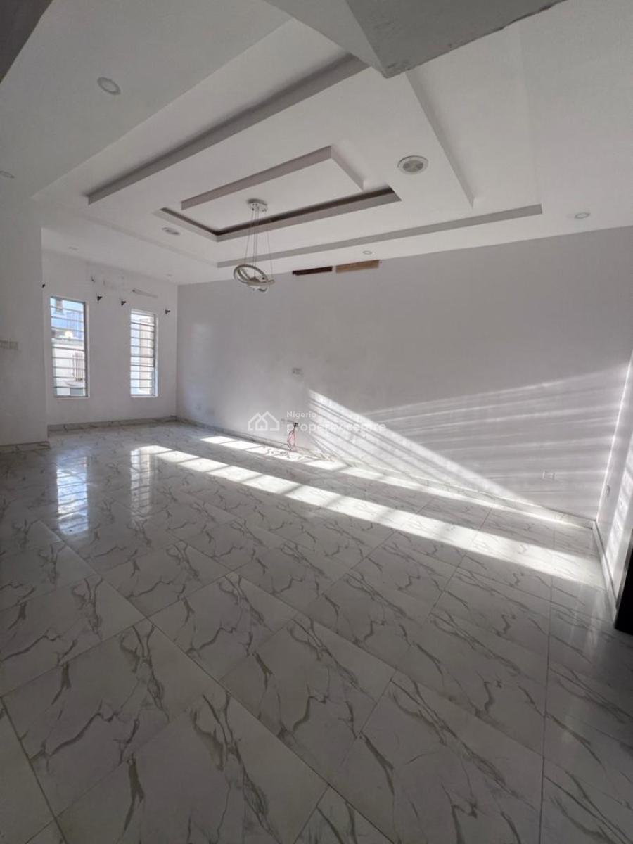 Spacious Mini Flat with Standard Fitted Kitchen, Dpkay Estate, Orchid Road, Eleganza Bus-stop, Lekki, Lagos, Mini Flat (room and Parlour) for Rent