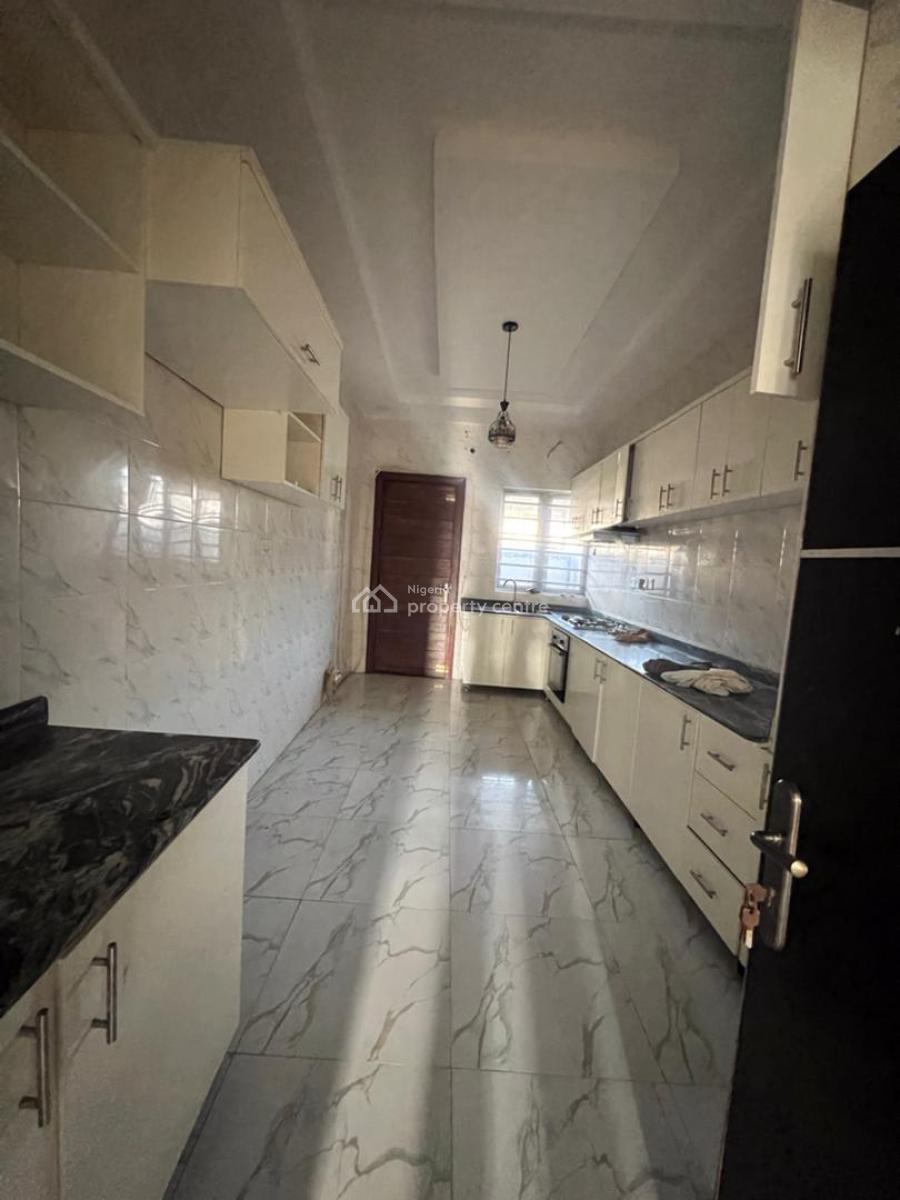 Spacious Mini Flat with Standard Fitted Kitchen, Dpkay Estate, Orchid Road, Eleganza Bus-stop, Lekki, Lagos, Mini Flat (room and Parlour) for Rent