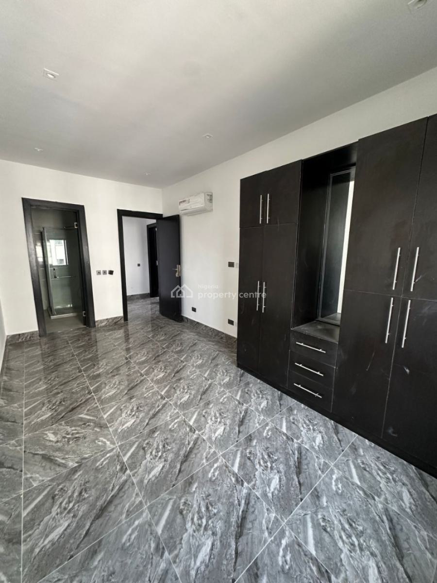 Clean & Spacious 3-bedroom Apartment with Bq, Ikoyi, Lagos, Flat / Apartment for Rent