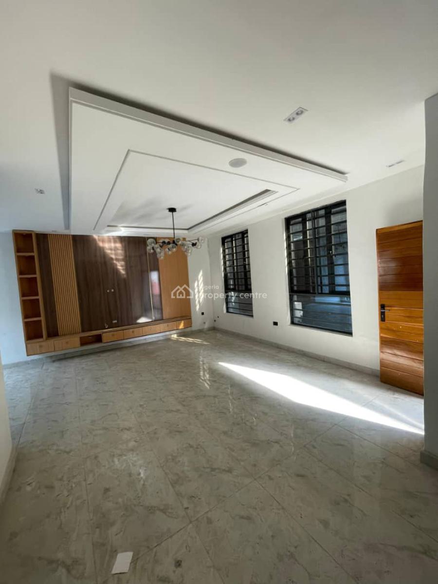 Spacious 4 Bedroom Terrace Duplex with Bq, Lekki Phase 1, Lekki, Lagos, Terraced Duplex for Rent