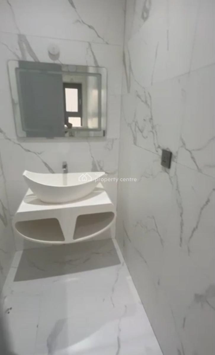 5 Bedrooms Penthouse with Swimming Pool, Gym, 2 Room Bq with Land, Old Ikoyi, Ikoyi, Lagos, Flat / Apartment for Sale