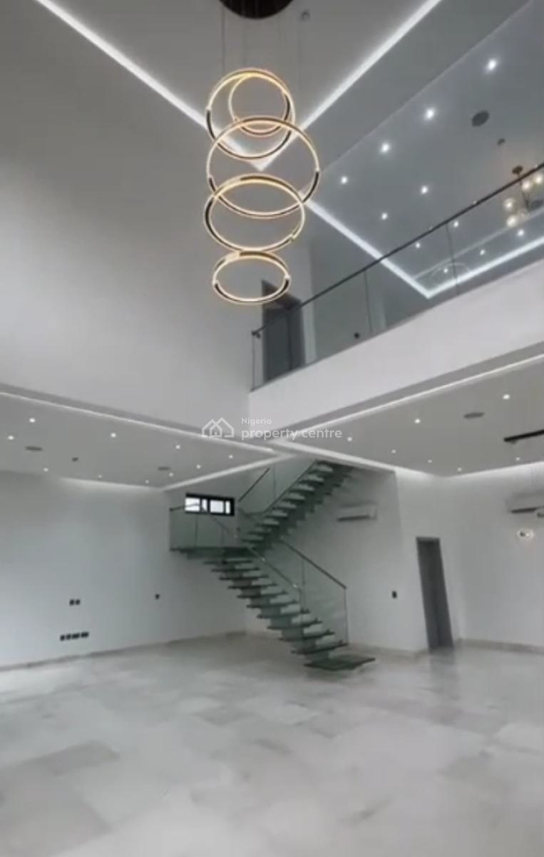 5 Bedrooms Penthouse with Swimming Pool, Gym, 2 Room Bq with Land, Old Ikoyi, Ikoyi, Lagos, Flat / Apartment for Sale