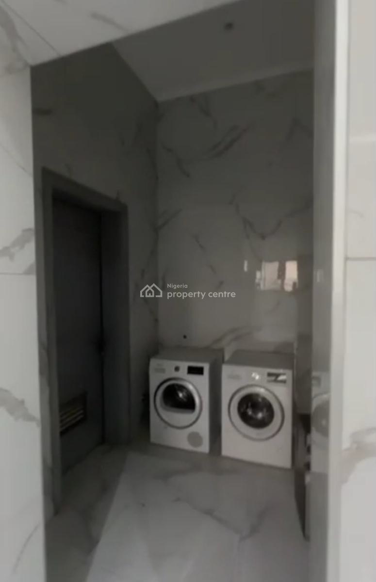 5 Bedrooms Penthouse with Swimming Pool, Gym, 2 Room Bq with Land, Old Ikoyi, Ikoyi, Lagos, Flat / Apartment for Sale