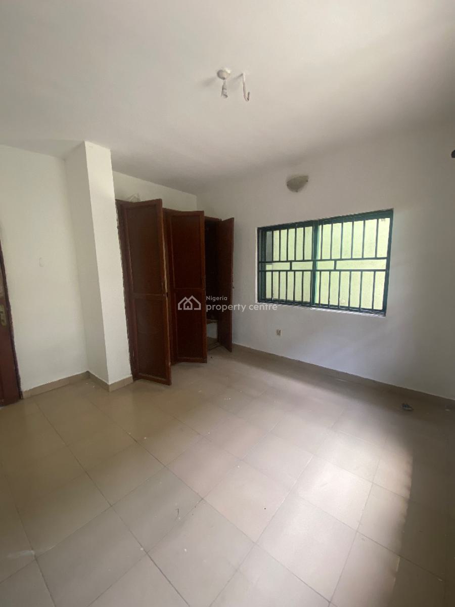a Well Maintained Spacious 2 Bedroom Flat, Gra Phase 1, Magodo, Lagos, Flat / Apartment for Rent
