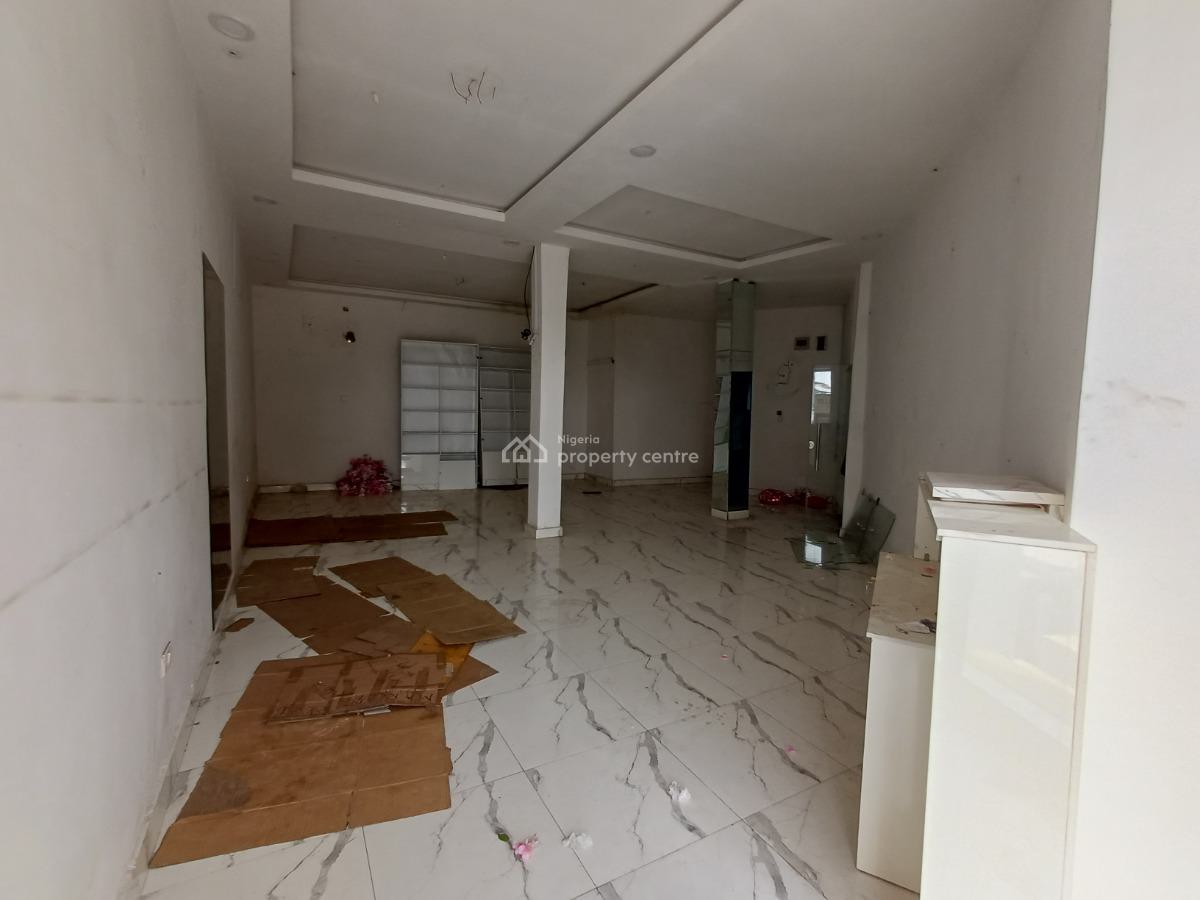 65sqm Shop / Office Space on The First Floor, Wuse 2, Abuja, Office Space for Rent