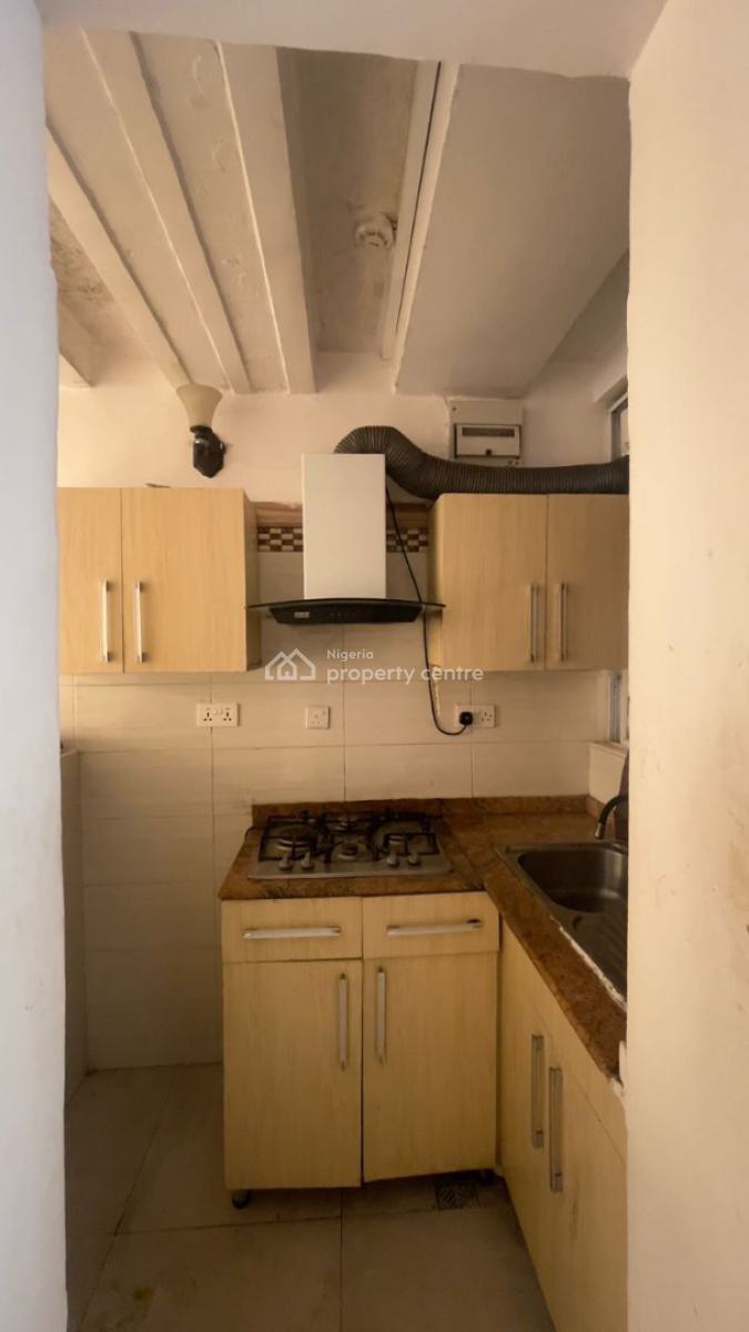 Clean 1 Bedroom Apartment in a Gated Estate, Oniru, Victoria Island (vi), Lagos, Flat / Apartment for Rent