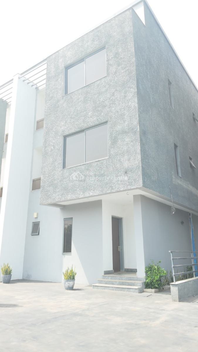 4-bedroom Semi-detached Duplex, Life Camp, Abuja, Semi-detached Duplex for Sale