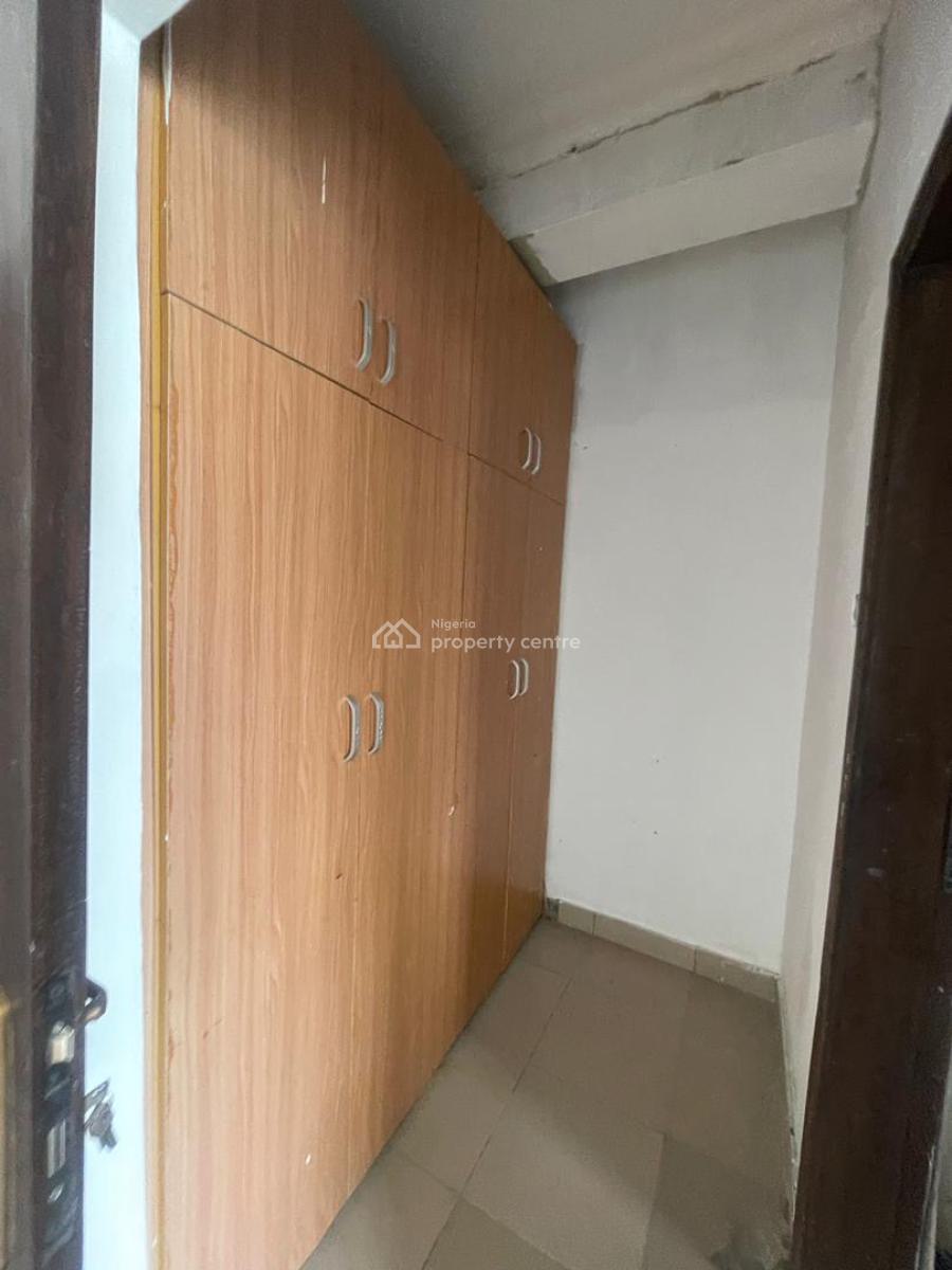 2 Bedroom Apartment in a Secured Environment, Chevron Drive, Lekki, Lagos, Flat / Apartment for Rent