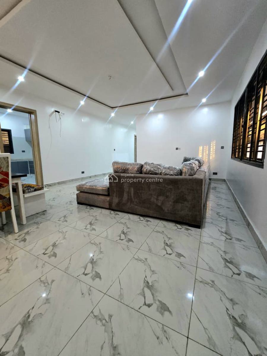 Spacious Massive Luxruy 2 Bedroom Flat Apartment, Lekki Phase 1, Lekki, Lagos, Flat / Apartment for Rent