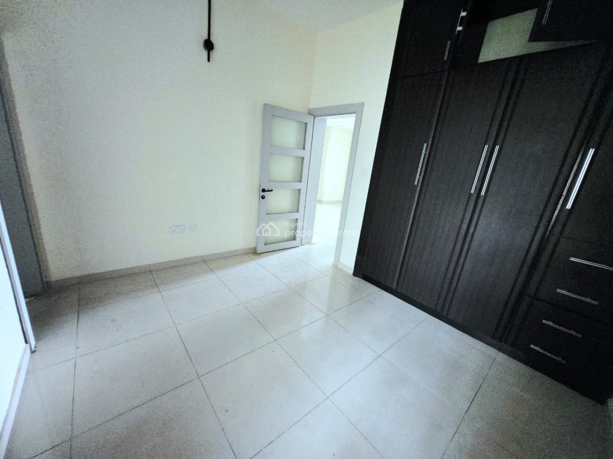 Commercial 4-bedroom Office Duplex, Lekki Phase 1, Lekki, Lagos, Commercial Property for Rent